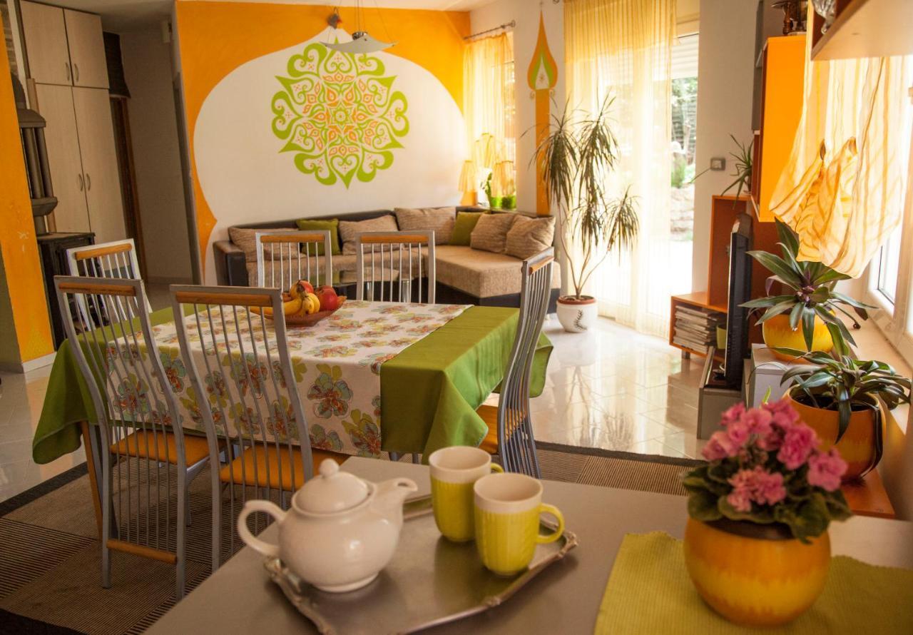 Mirta Apartments Family Farm Budva Exterior photo